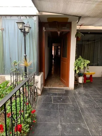 Buy this 3 bed house on Jorge Chávez 998 in Nicolás de Piérola, Arequipa 04001