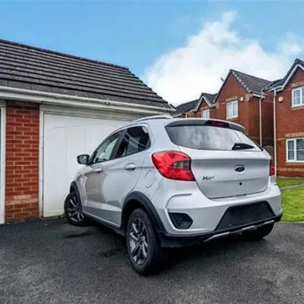 Buy this 3 bed duplex on Penwell Fold in Holland Moor, Skelmersdale