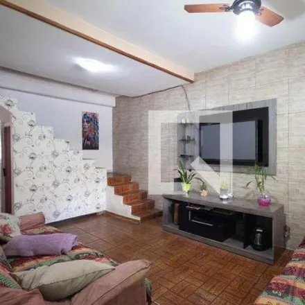 Image 1 - Rua São Mauricio, Vila Quitauna, Osasco - SP, 06114-000, Brazil - House for sale