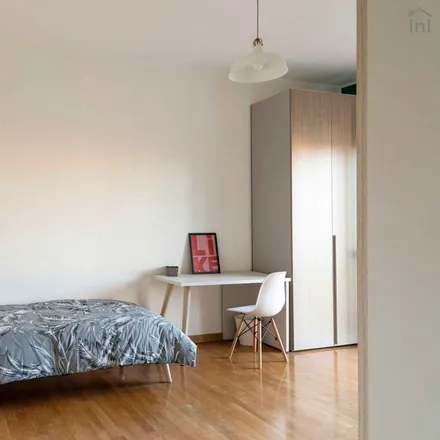 Image 2 - Viale Carlo Troya - Room for rent