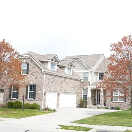 Image 2 - 12112 Twyckenham Drive, Fishers, IN 46037, USA - House for sale