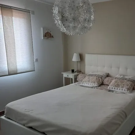 Rent this 4 bed house on Route de Garéoult in 83136 Rocbaron, France