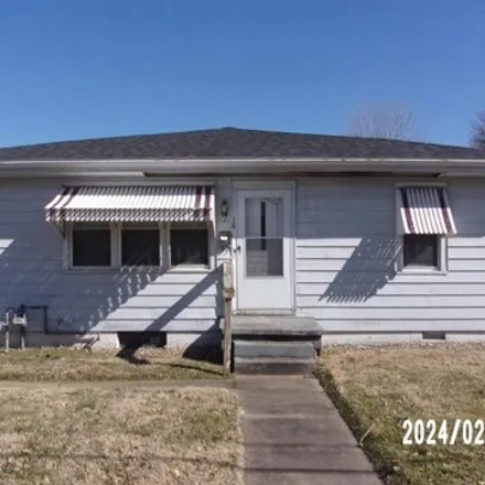 Buy this 2 bed house on 14 South Welworth Avenue in Evansville, IN 47714