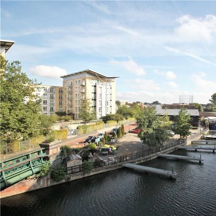 Image 5 - Blakes Quay, Gas Works Road, Reading, RG1 3EW, United Kingdom - Apartment for rent