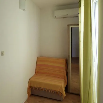 Image 6 - Grad Omiš, Split-Dalmatia County, Croatia - House for rent