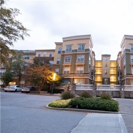 Buy this 2 bed condo on Perimeter Summit Boulevard in Brookhaven, GA 30346