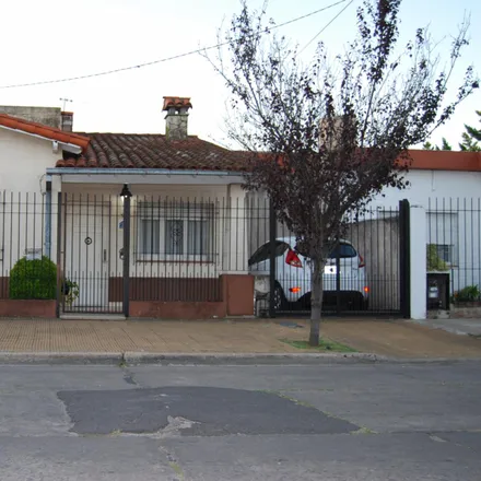 Buy this 3 bed house on Concordia y El Ceibo in Concordia, Partido de Morón