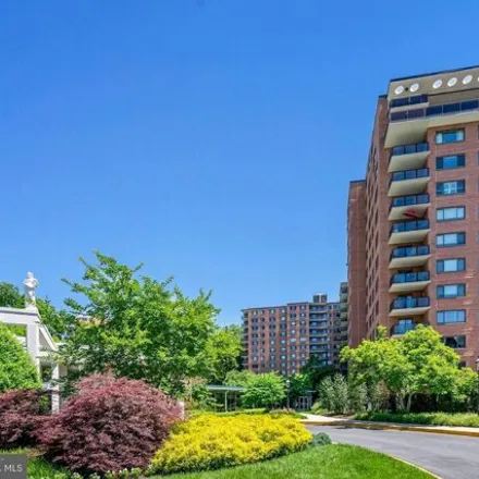 Image 2 - The Towers, 4201 Cathedral Avenue Northwest, Washington, DC 20016, USA - Condo for rent