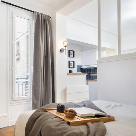 Image 4 - 26 Rue Poussin, 75016 Paris, France - Apartment for rent