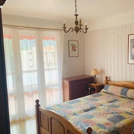 Rent this 2 bed apartment on Hôtel de Ville in 5 Rue des Thermes, 66110 Palalda