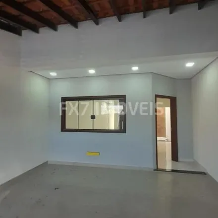 Buy this 2 bed house on Rua José Ghiraldelli in Adventista Campineiro, Hortolândia - SP