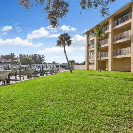 Image 2 - TD Bank, 13th Street Southeast, Tierra Verde, Pinellas County, FL 33715, USA - Condo for sale