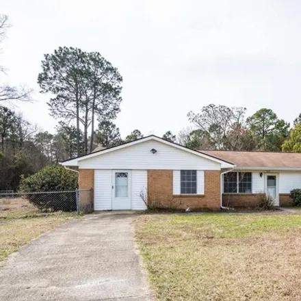Buy this 4 bed house on 698 Franklin Street in Evergreen, Hinesville