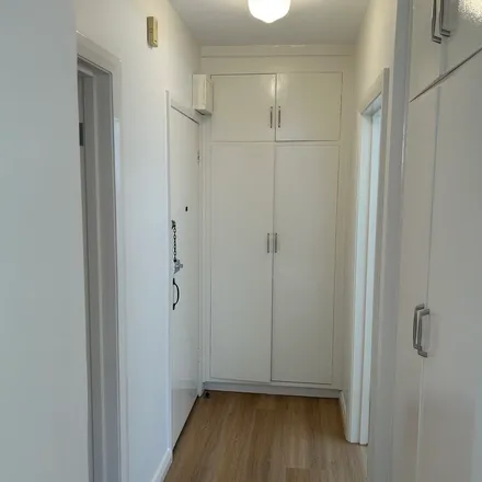 Image 9 - 103 Eskdale Road, Caulfield North VIC 3161, Australia - Apartment for rent