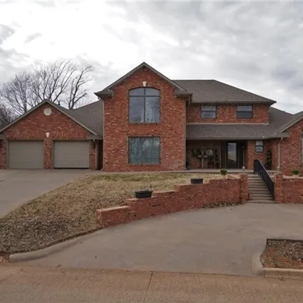 Buy this 4 bed house on 1237 North Illinois Street in Weatherford, OK 73096