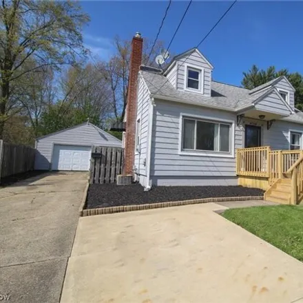 Buy this 3 bed house on 764 Nellbert Lane in Boardman, OH 44512