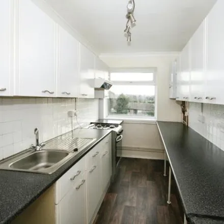 Image 7 - Highfield Court, Highfield Road, Westwood, CT12 6QH, United Kingdom - Apartment for sale