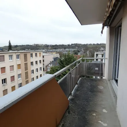 Image 1 - Rue Charles Corbeau, 27000 Évreux, France - Apartment for rent