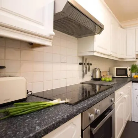Rent this 2 bed apartment on Southampton in SO15 5LB, United Kingdom
