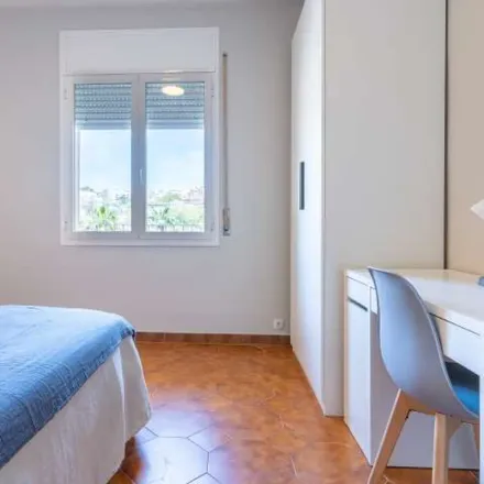 Rent this 1 bed apartment on Plaça d'Alfons el Savi in 08025 Barcelona, Spain