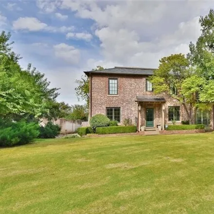 Rent this 5 bed house on 1683 Huntington Avenue in Nichols Hills, Oklahoma County