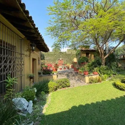 Buy this 4 bed house on Calle Los Amates in Club de Golf de Cuernavaca, 62000 Cuernavaca