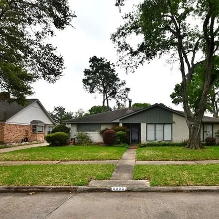 Image 3 - 5685 Wigton Drive, Houston, TX 77096, USA - House for rent