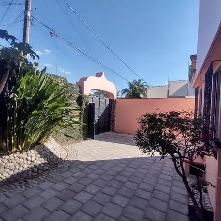 Rent this 4 bed house on Calzada de los Estrada in 62290 Cuernavaca, MOR
