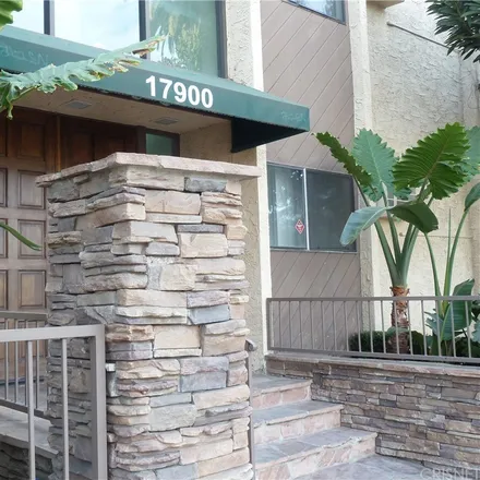 Image 3 - 19099 Sherman Way, Los Angeles, CA 91335, USA - Condo for sale