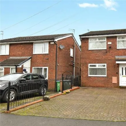Buy this 3 bed duplex on Sudley Road in Castleton, OL11 4PY