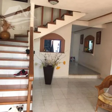Buy this 6 bed house on Green Motion Car Rental in MEX 180, 77514 Cancún