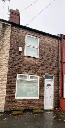 Rent this 2 bed townhouse on Victoria Road in Mexborough, S64 9BX