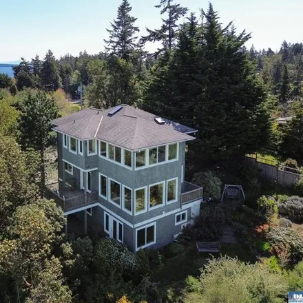 Buy this 3 bed house on 1805 Willow Street in Port Townsend, WA 98368