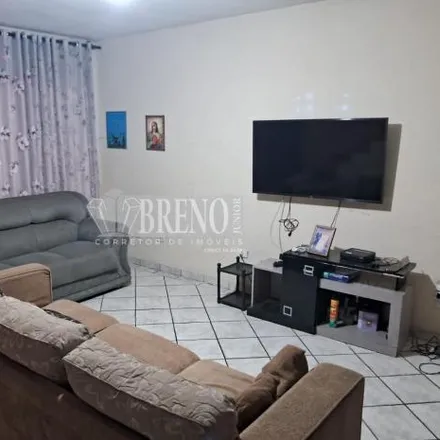 Buy this 4 bed house on Rua Fernando Prestes de Albuquerque in Parque São Vicente, Mauá - SP