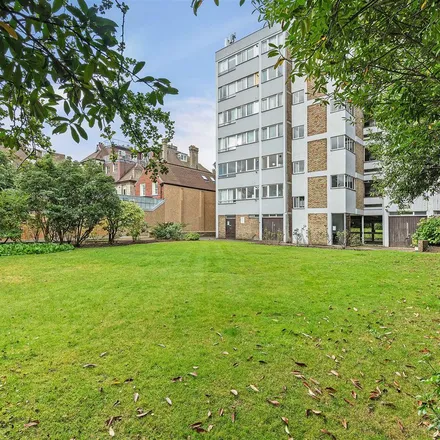 Rent this 3 bed apartment on Hedley Court in Putney Hill, London