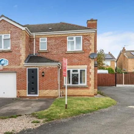 Buy this 4 bed house on Peterborough Close in Grantham, NG31 8SH