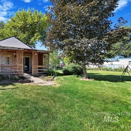 Image 4 - 332 Elm Street, Castleford, Twin Falls County, ID 83321, USA - House for sale