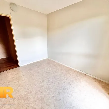 Rent this 4 bed apartment on 1 Rue de la Prée in 35510 Cesson-Sévigné, France