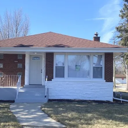 Buy this 3 bed house on 839 East 156th Street in Dolton, IL 60419