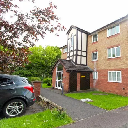 Rent this 1 bed apartment on Chequers Court in Palmers Leaze, Bristol