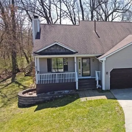 Buy this 3 bed house on 991 North Ortonville Road in Oakland County, MI 48462