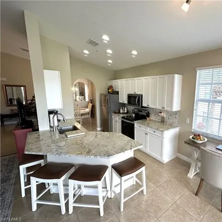Image 7 - 3046 Driftwood Way, Collier County, FL 34109, USA - Condo for rent