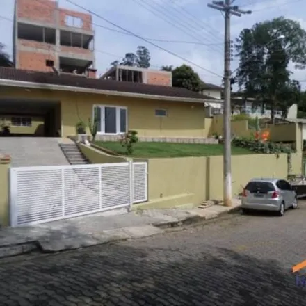 Buy this 2 bed house on Rua Jacy in Arujazinho, Arujá - SP