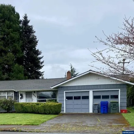 Buy this 3 bed house on 4422 Gordon Street Southeast in Marion County, OR 97301
