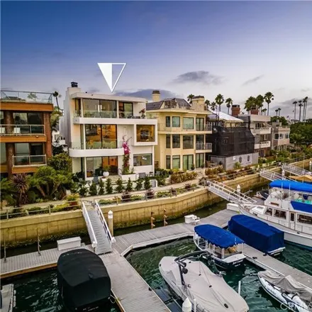 Buy this 4 bed house on Corso Di Oro in Long Beach, CA 90803
