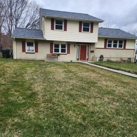 Rent this 3 bed house on 473 New London Road in Fairfield Crest, Newark