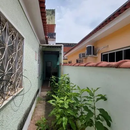 Buy this 3 bed house on Rua Torquato Tapajós in Guadalupe, Rio de Janeiro - RJ