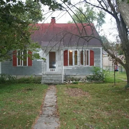 Buy this 3 bed house on 184 Roberts Drive in Mount Vernon, MO 65712