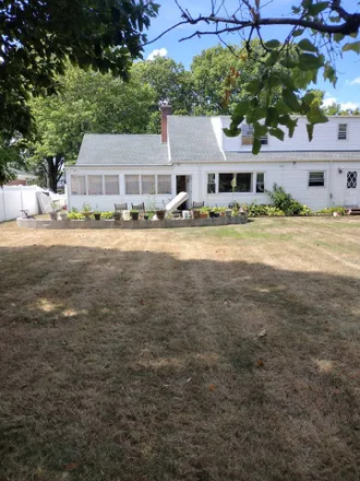 Image 5 - 148 St Pauls Road North, Village of Hempstead, NY 11550, USA - House for sale