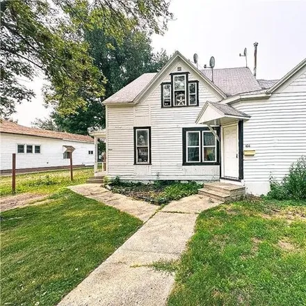 Buy this 4 bed house on 434 Main Street South in Austin, MN 55912